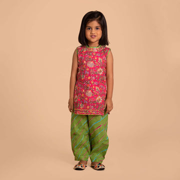 Pink-Green Sleeveless Straight Kurti & Salwar Set