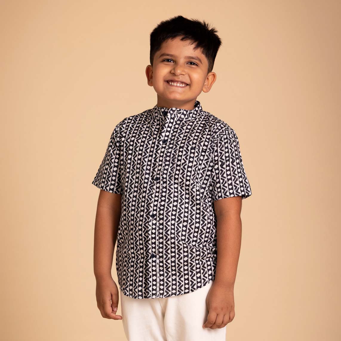 Black white Chinese Collar Shirt